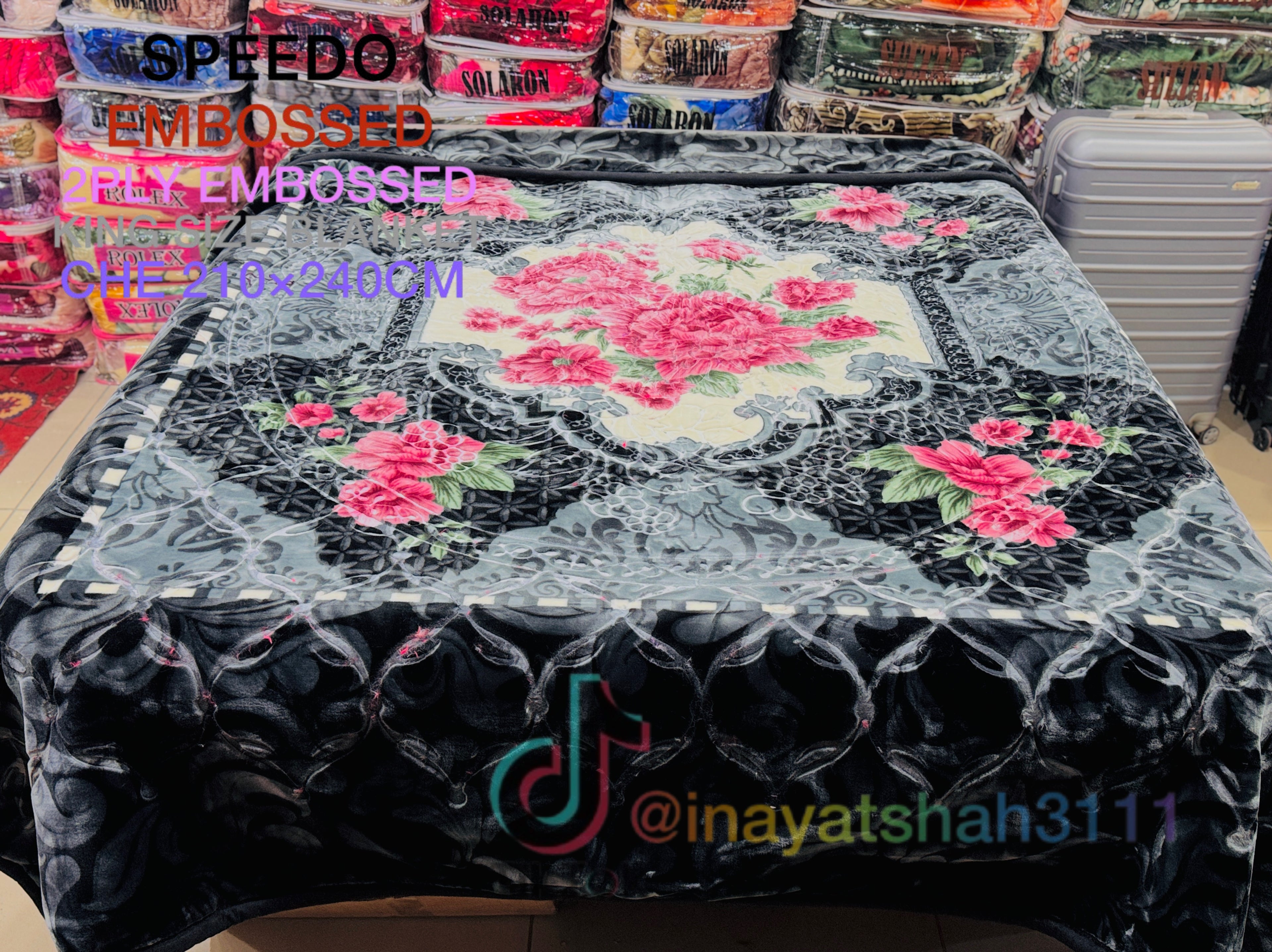 Speedo Embossed 2-Ply King Size Blanket (210×240 CM)