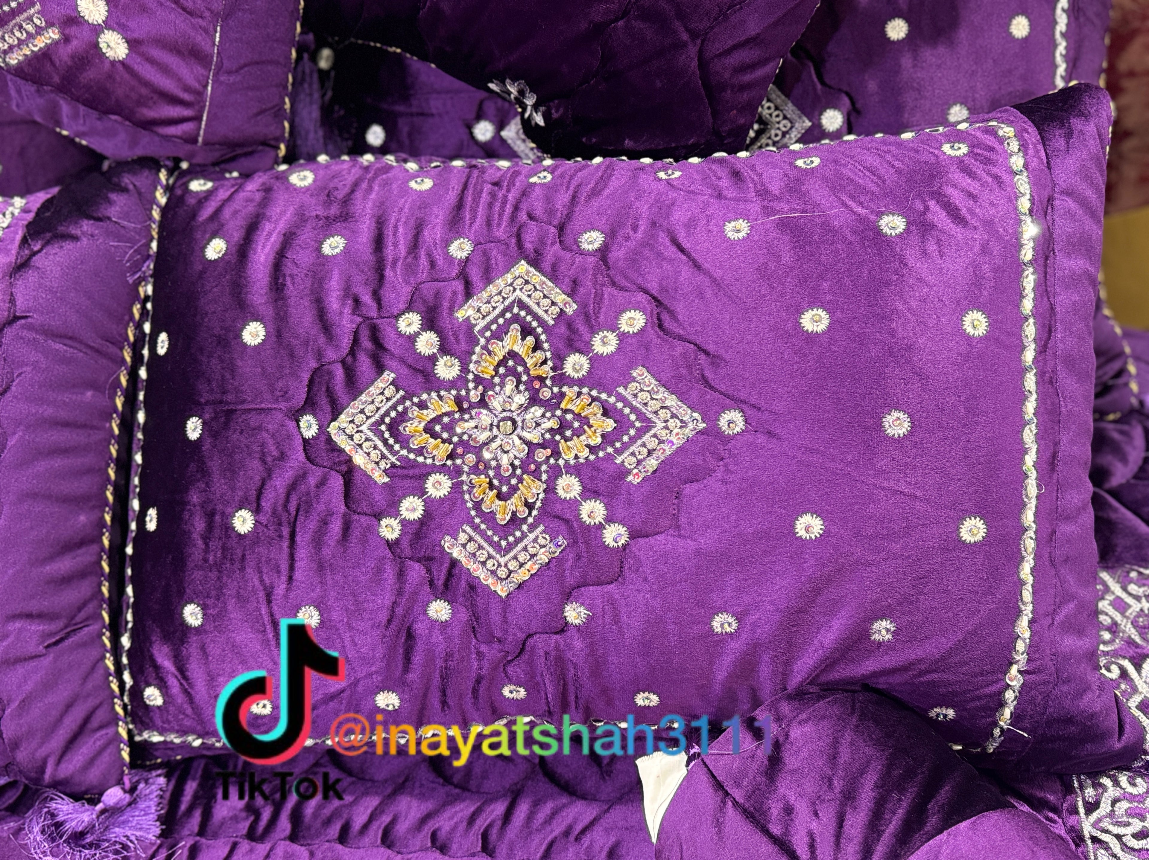 Handcrafted 13-Piece Luxury Razai Bedding Set – Premium Leather Cloth