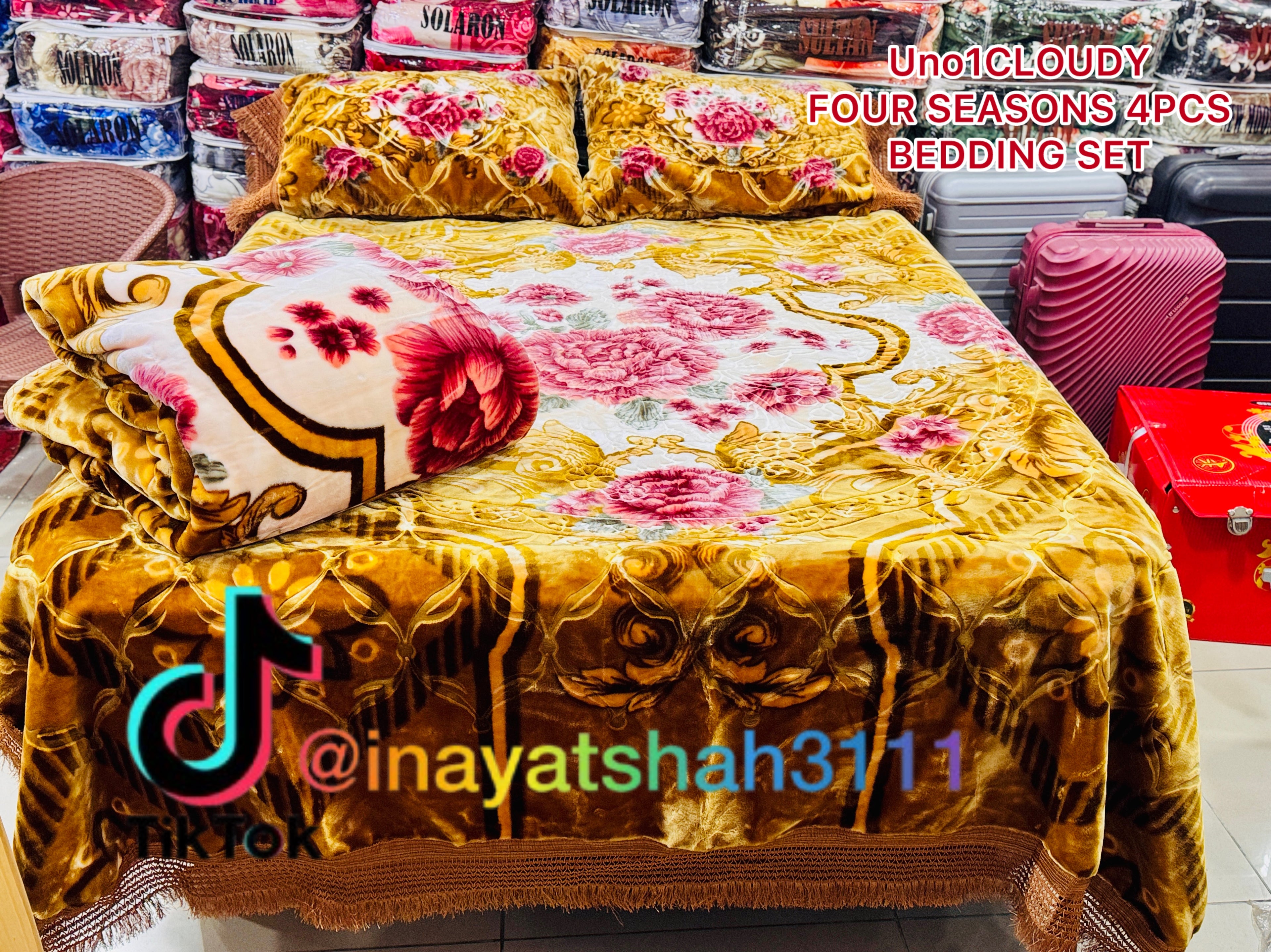 Uno1 Cloudy Four Seasons 4-Piece Premium Embossed Bedding Set 🌥️