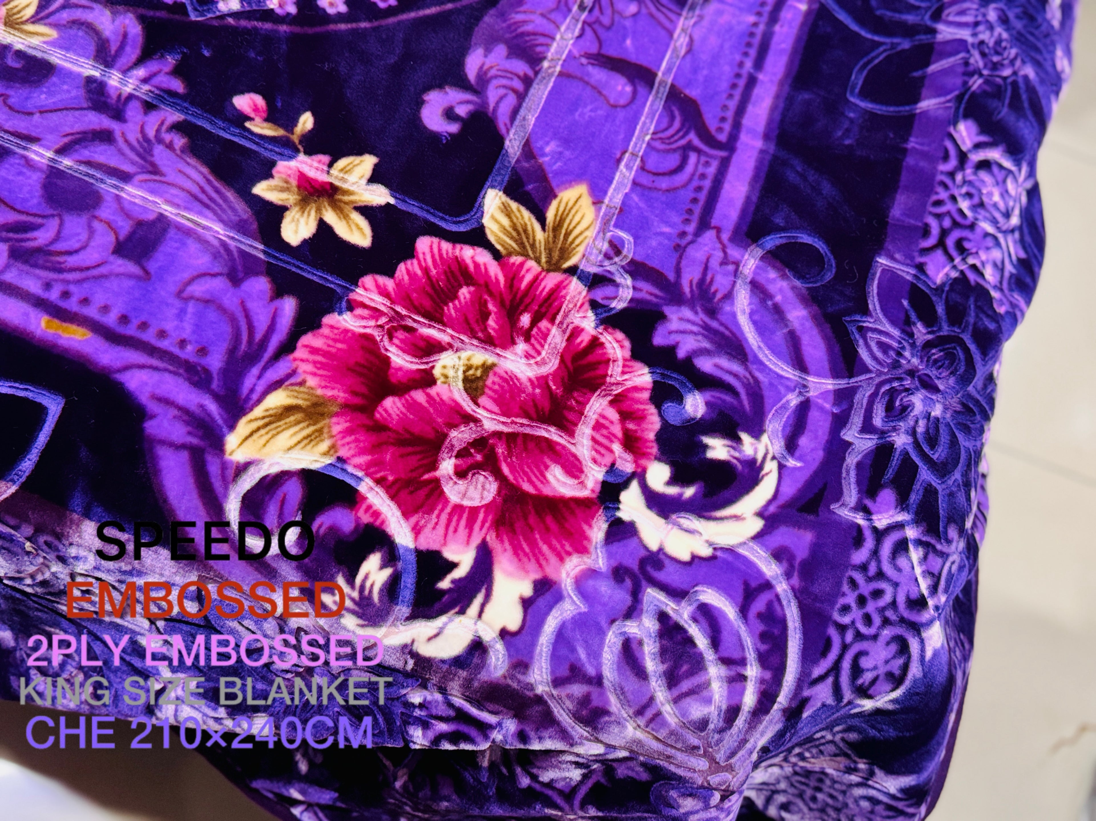 Speedo Embossed 2-Ply King Size Blanket (210×240 CM)