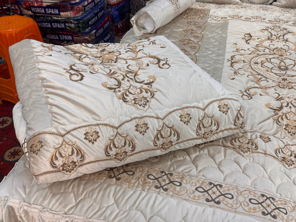 Luxury Bridal 9-Piece Embroidered Bedsheet & Razai Set – Imported Leather Cloth