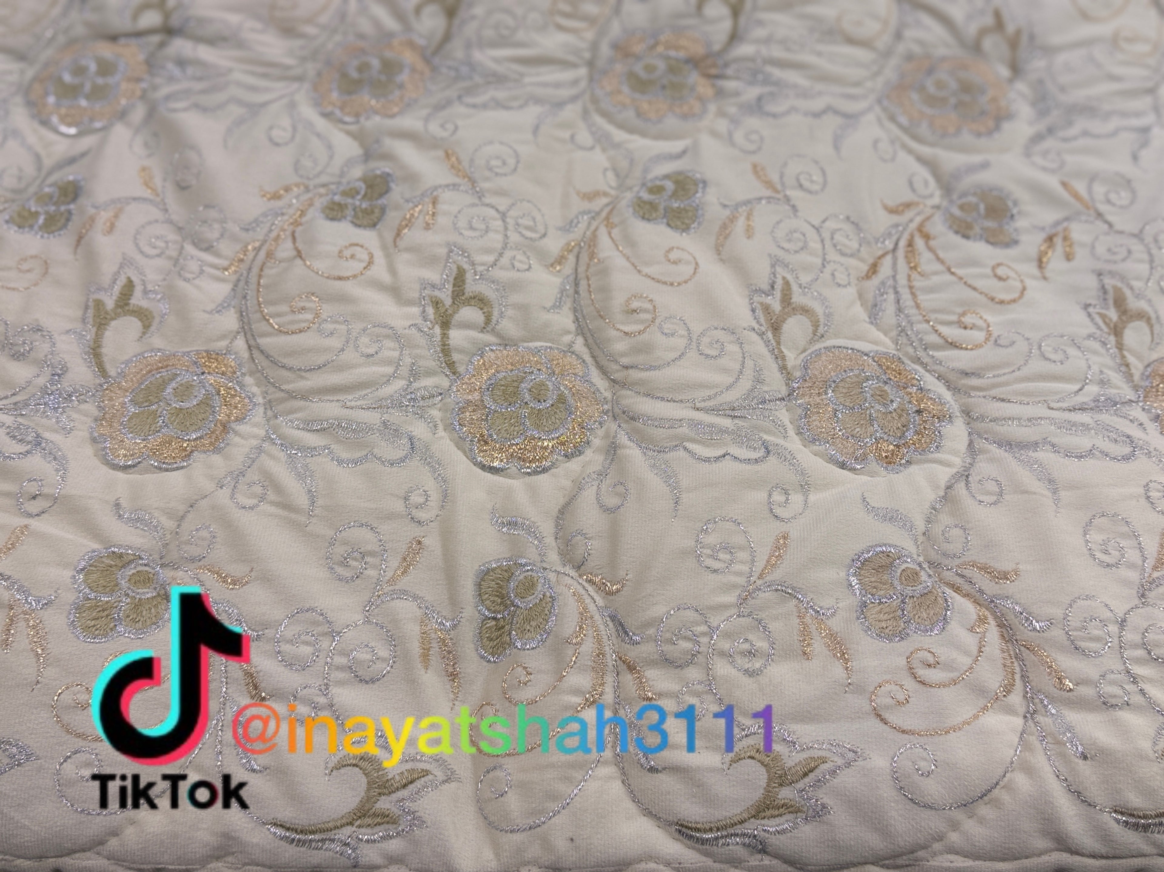 Bridal 9-Piece Embroidered Bedsheet & Quilted Razai Set