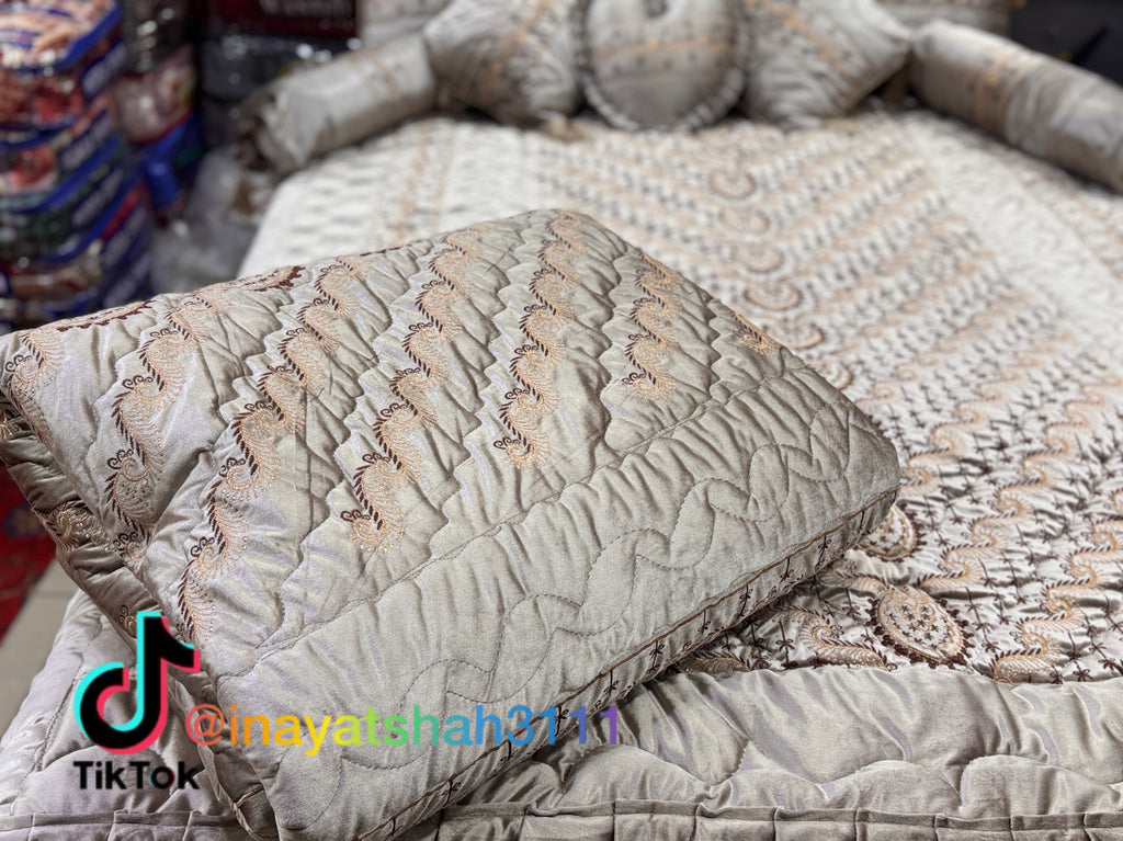 Luxury Bridal 9-Piece Embroidered Bedsheet & Quilted Razai Set – Imported Leather Cloth |