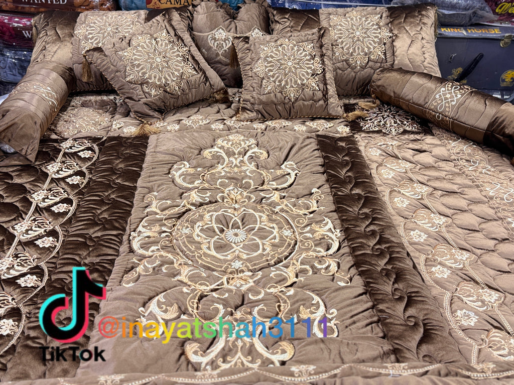 Luxury 9-Piece Embroidered Bridal Bedsheet & Quilted Razai Set