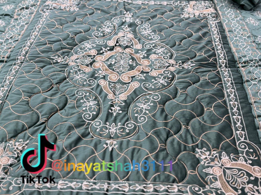 ✨ Luxury Embroidered 9-Piece Razai Set – Premium Leather Touch Fabric