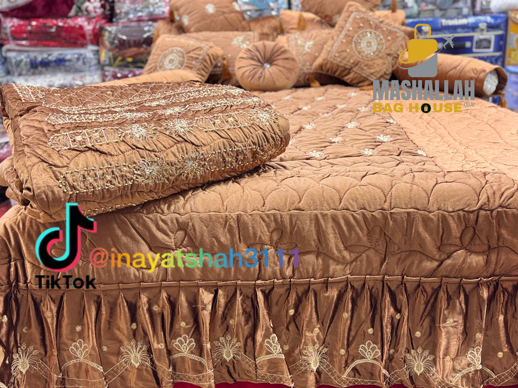 Handcrafted 13-Piece Luxury Razai Bedding Set – Premium Leather Cloth
