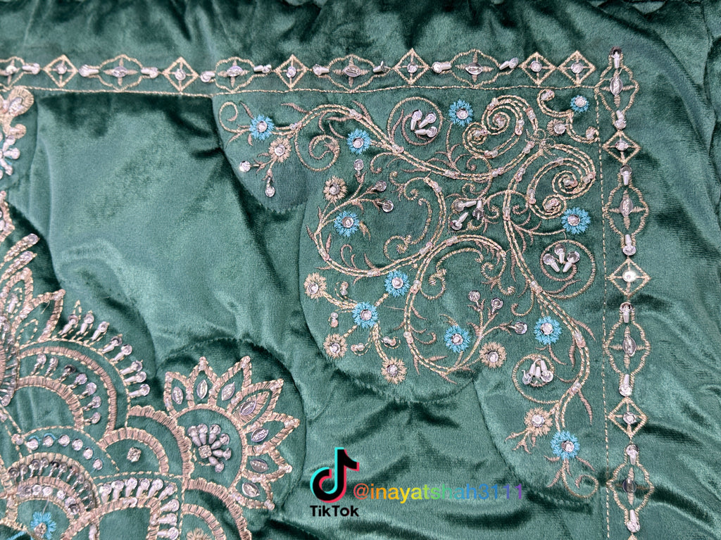 Handmade 13-Piece Razai Set – Premium Leather Cloth