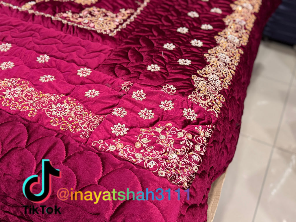 Handmade 13-Piece Razai Bedding Set – Premium Leather Cloth