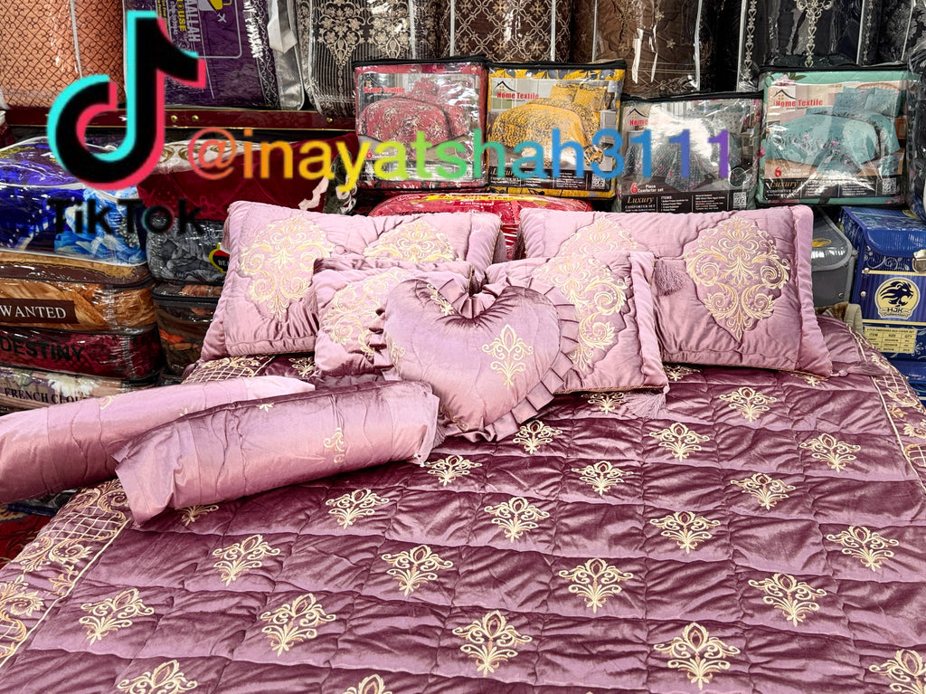 Luxury 9-Piece Embroidered Razai Set – Premium Leather Cloth