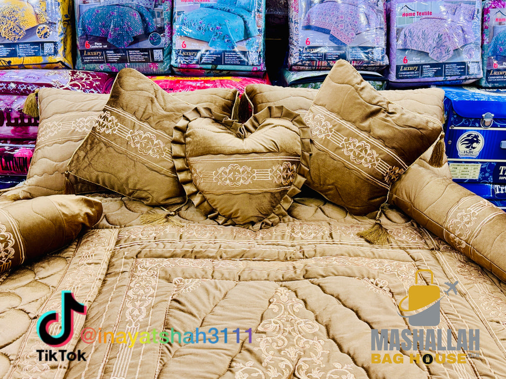 Luxury 9-Piece Embroidered Razai Set – Premium Leather Cloth