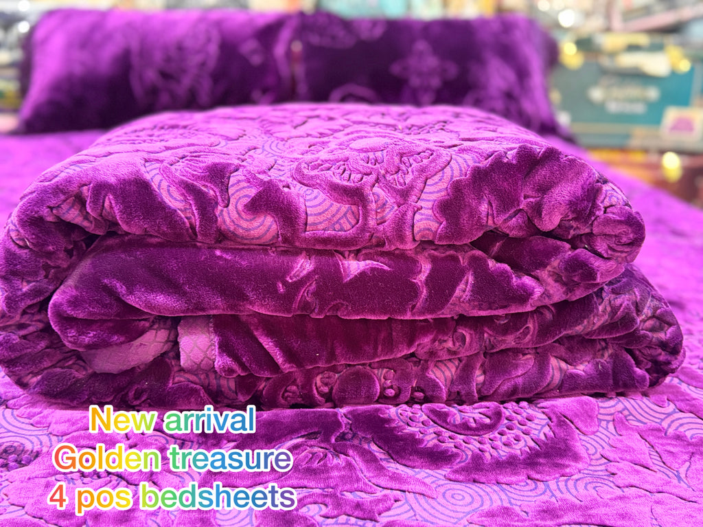 Golden Treasure 4-Piece Embossed Bedding Set – New Arrival |