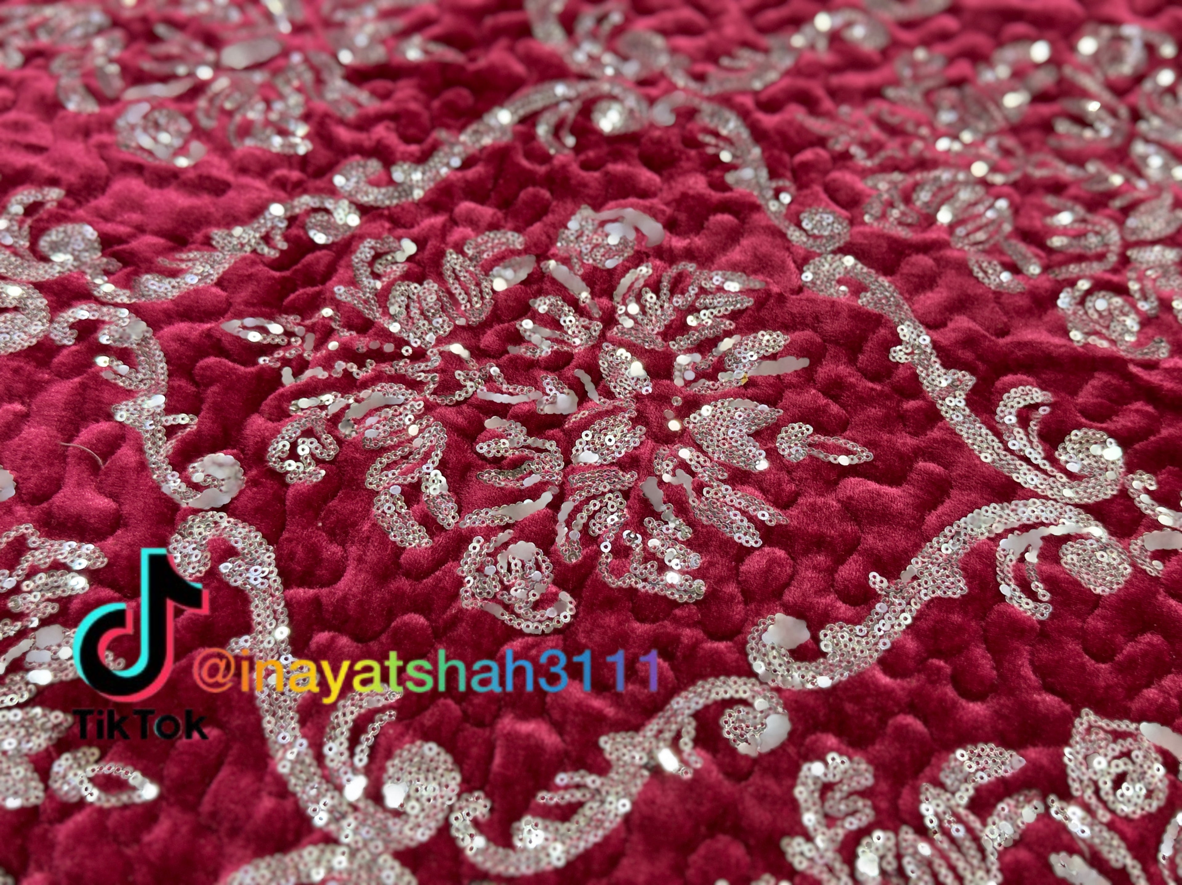 Premium Leather Cloth Bedsheet – Shining Sitara Design