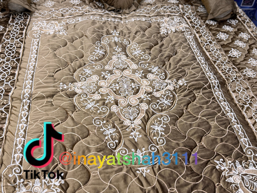 Luxury 9-Piece Embroidered Razai Set – Premium Leather Cloth