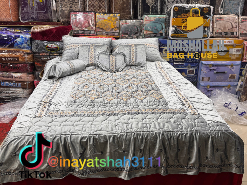 Luxury 9-Piece Embroidered Razai Set – Premium Leather Cloth