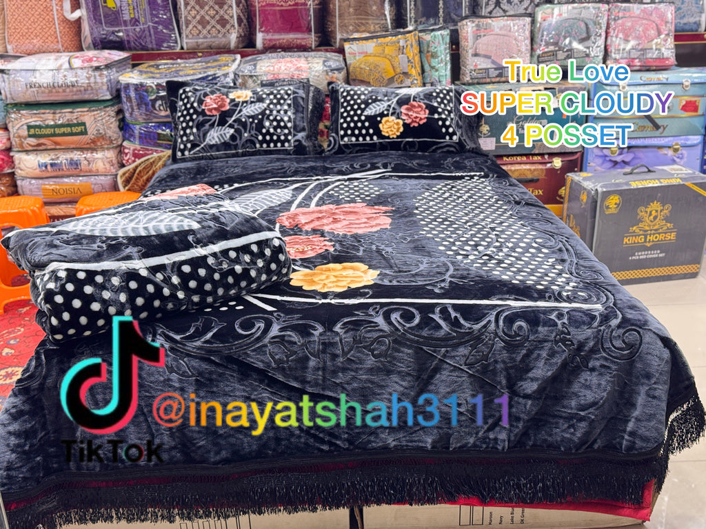 Tue Love Super Cloudy 4-Piece Embossed Bedding Set