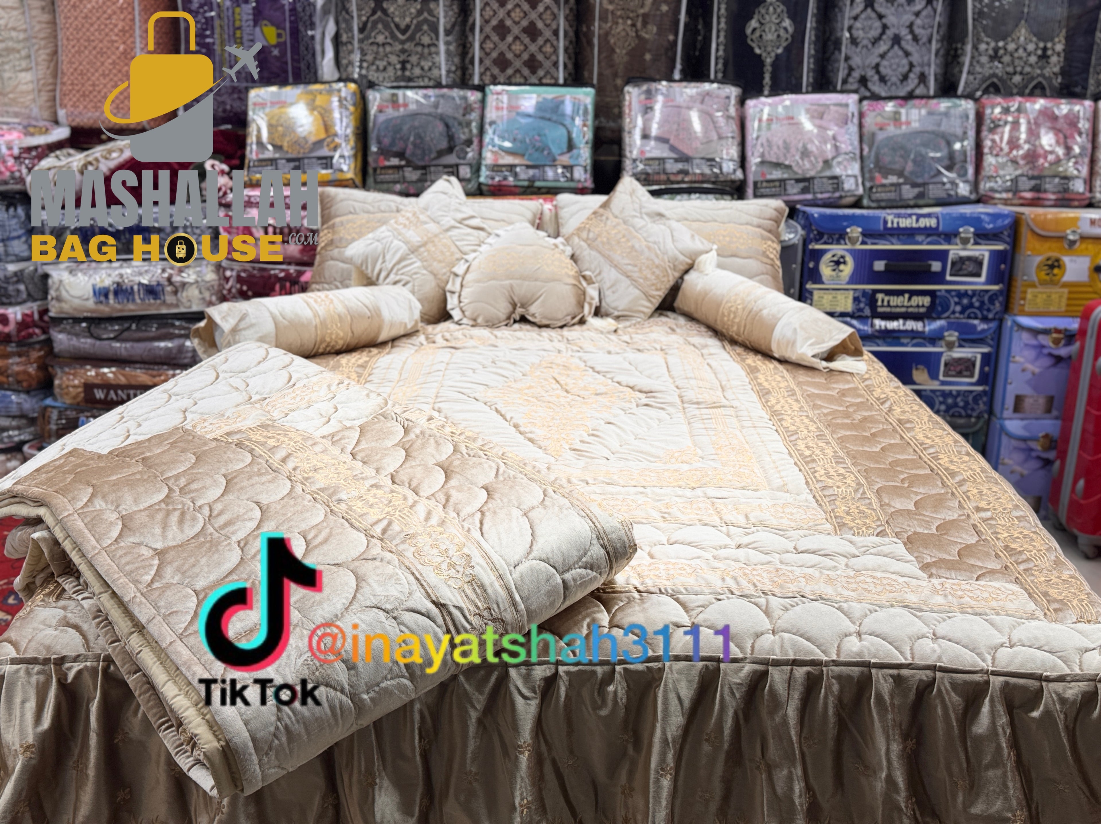Luxury 9-Piece Embroidered Razai Set – Premium Leather Cloth