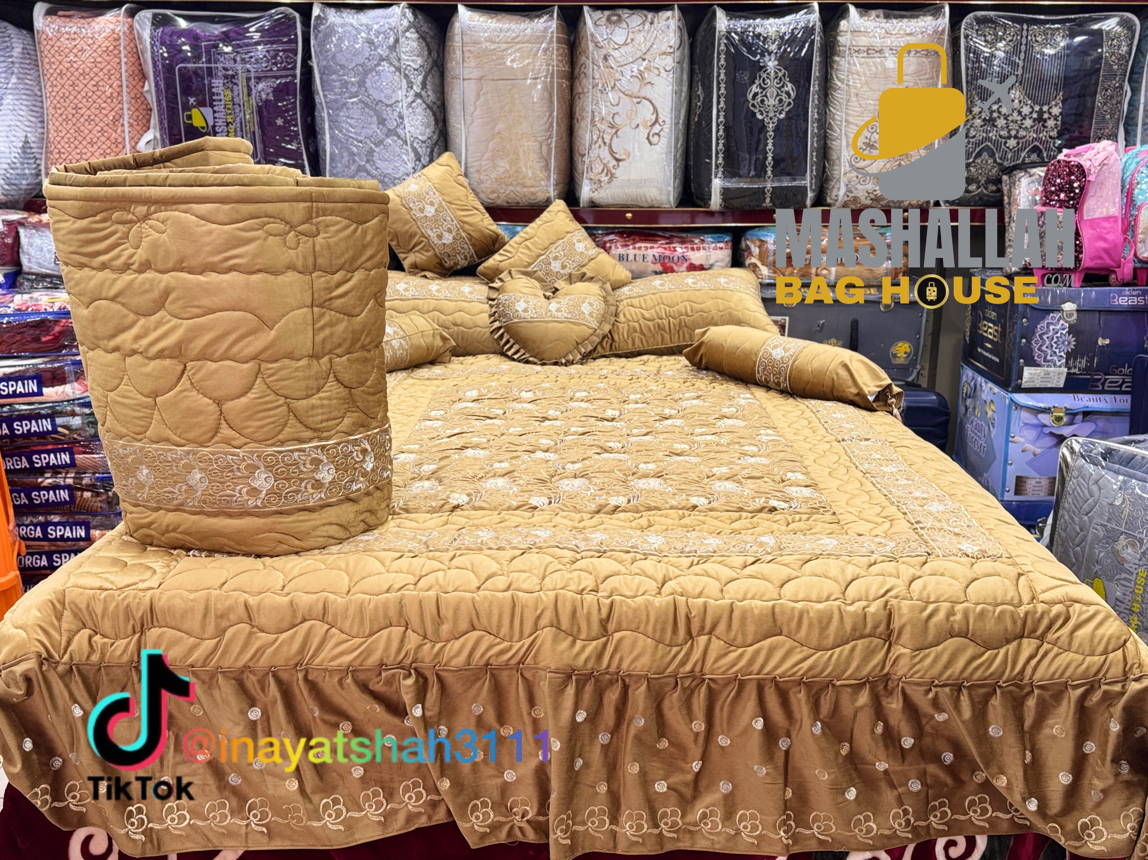 Luxury Bridal 9-Piece Embroidered Bedsheet & Razai Set –